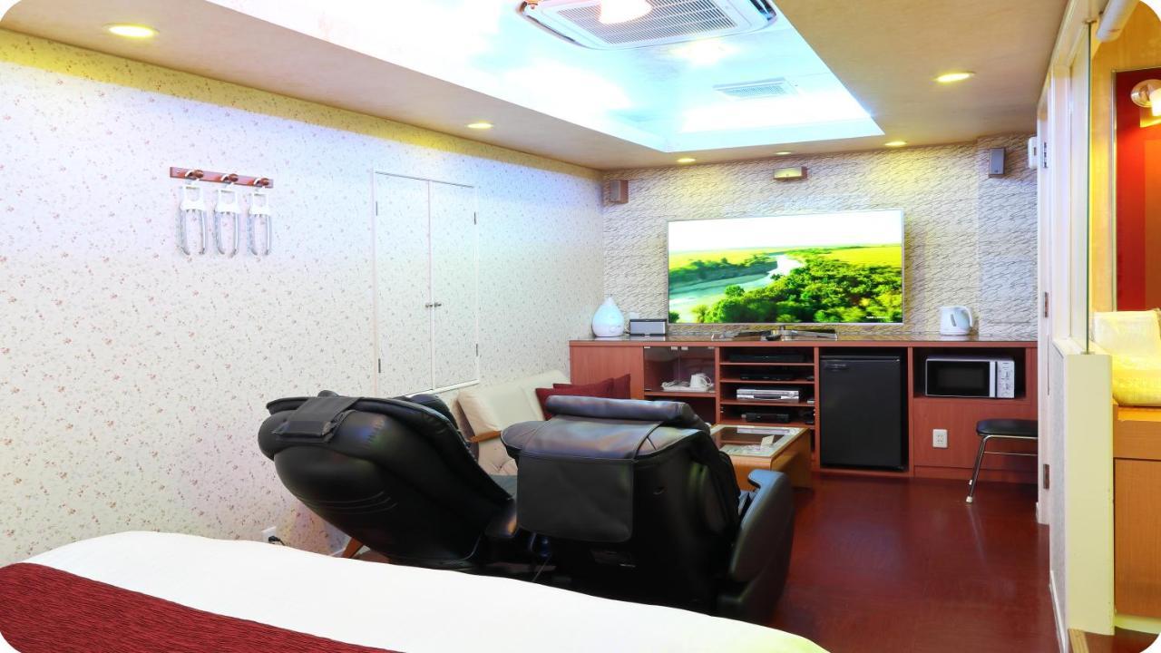 Hotel Mint House -Resort And Relaxation- Mihama  ภายนอก รูปภาพ